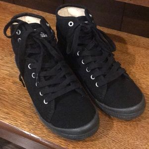 Roxy Black Sneeakers